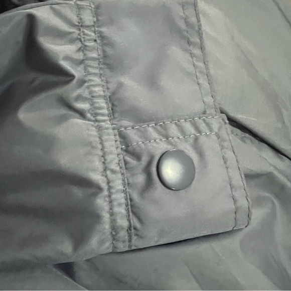 Apana Hooded Lightweight Yoga Windbreaker Gray Size XS - Picture 8 of 9